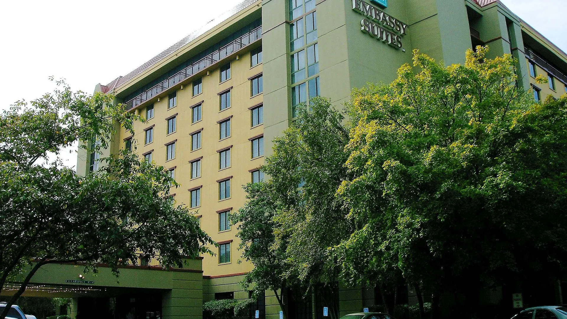 Embassy Suites By Hilton Nashville Airport 4*,